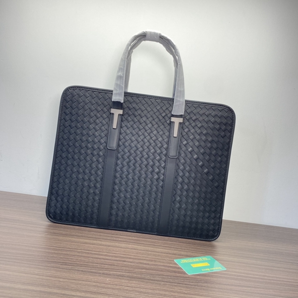 ボッテガヴェネタバッグ内部構造